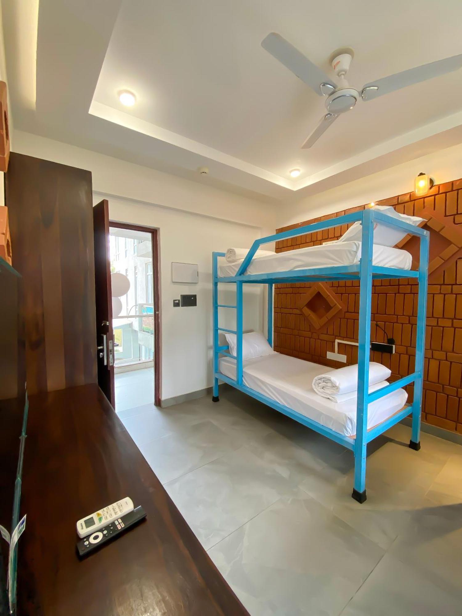 Downtown Hostels - Anjuna Eksteriør bilde