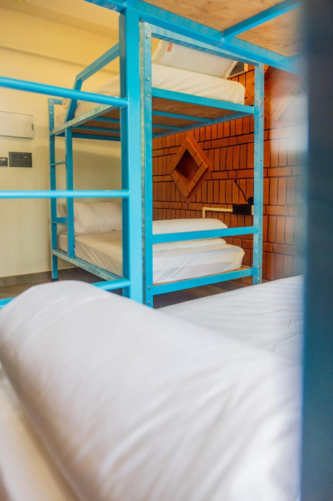 Downtown Hostels - Anjuna Eksteriør bilde